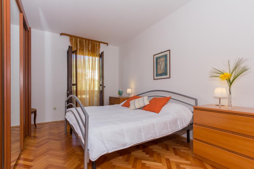 Apartment Ivo Podstrana Exterior photo
